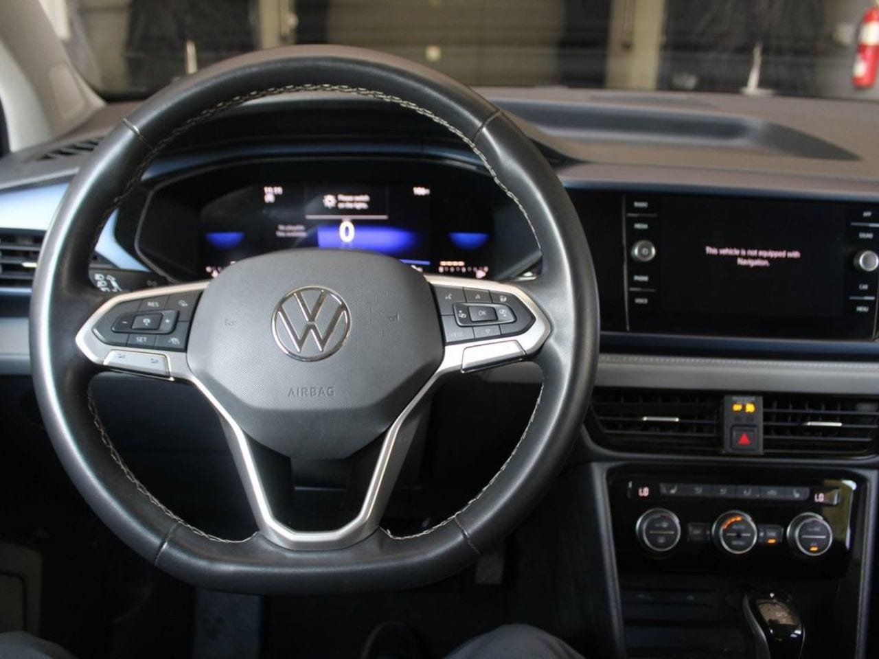 Used 2024 Volkswagen Taos SE FWD image 35