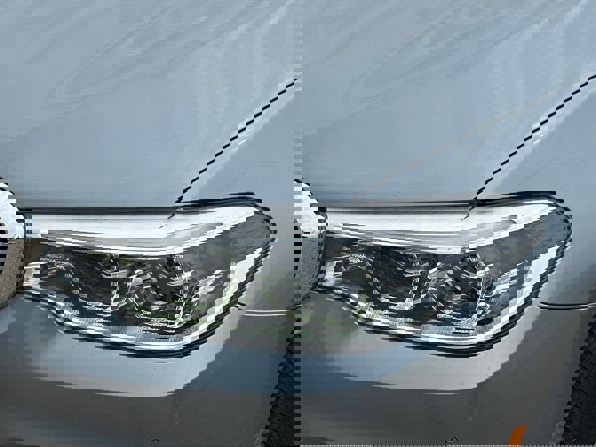 Used 2019 BMW 540i w/ Executive Package image 31