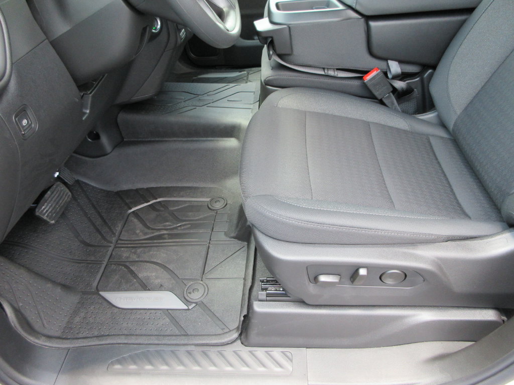 New 2026 Chevrolet Silverado 1500 Custom w/ Turbomax Blackout Package AWD/4WD image 21