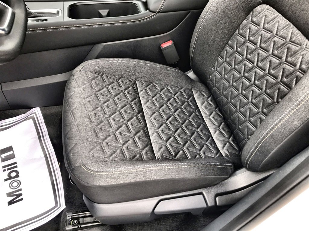 New 2025 Nissan Kicks SV w/ SV Premium Package image 12