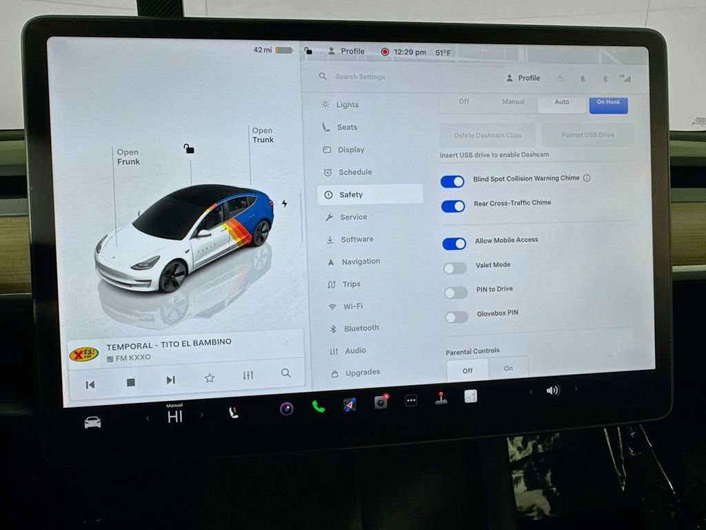 Used 2023 Tesla Model 3 Standard Range image 46