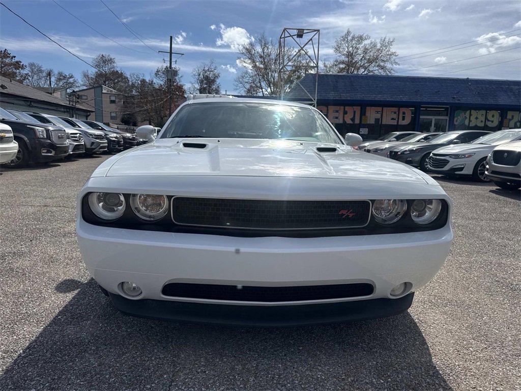 Used 2013 Dodge Challenger R/T image 2