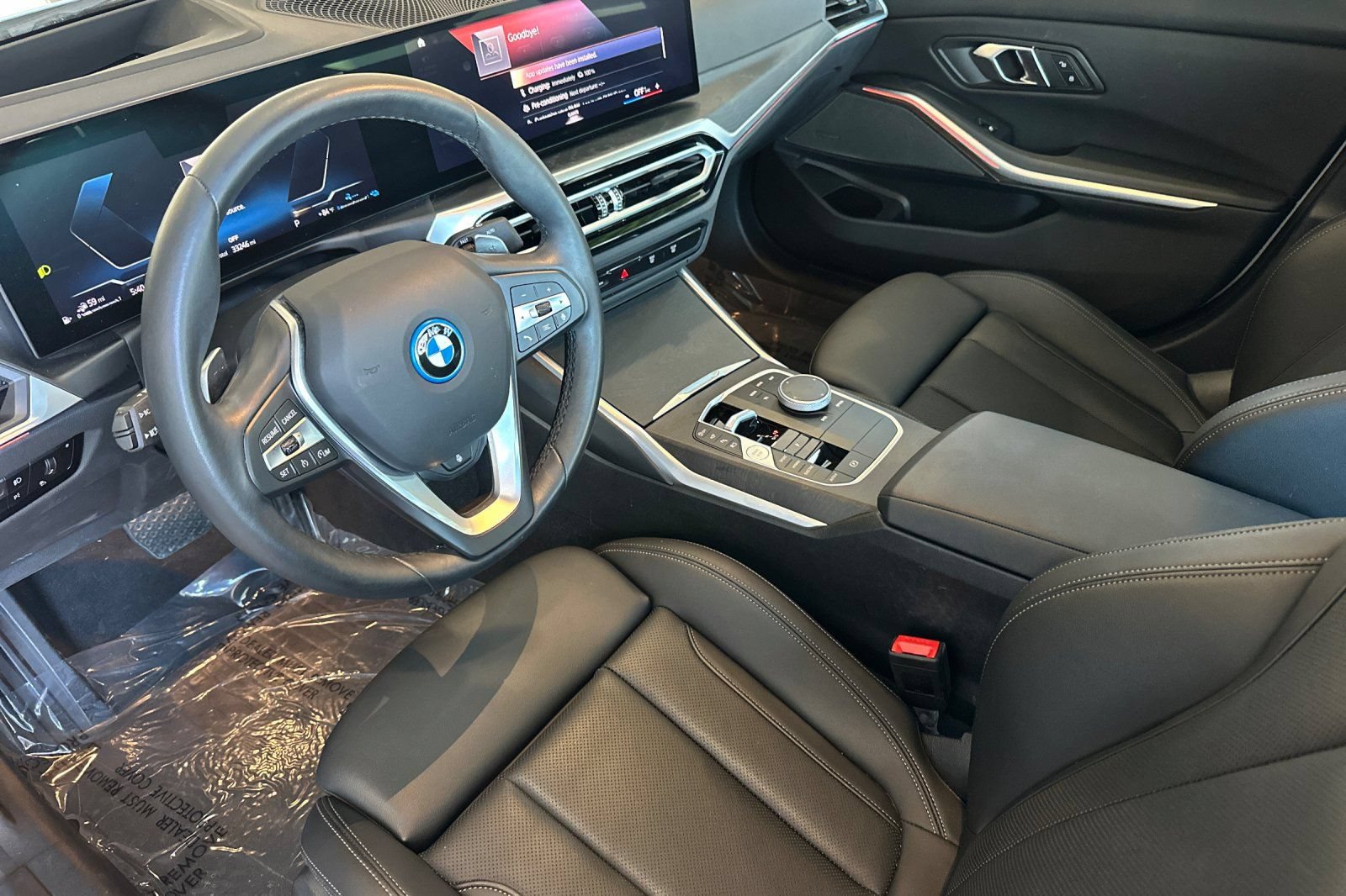 Used 2024 BMW 330e w/ Premium Package RWD image 10