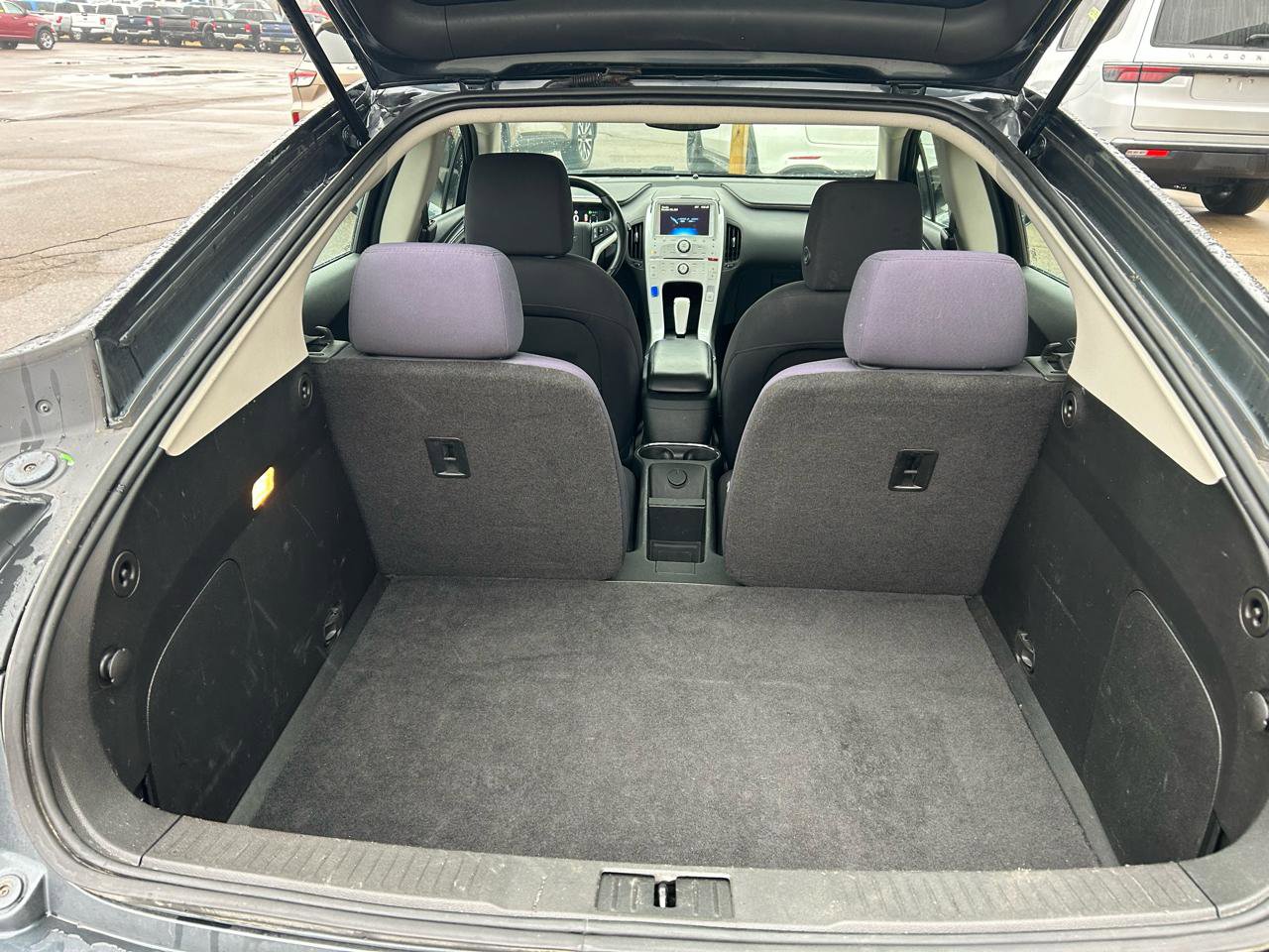 Used 2013 Chevrolet Volt w/ Comfort Package image 17