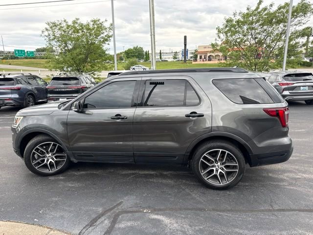 Used 2018 Ford Explorer Sport w/ Equipment Group 401A AWD/4WD image 11