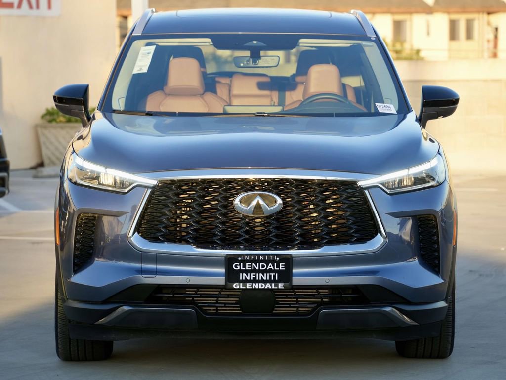 Certified 2025 INFINITI QX60 Sensory image 3