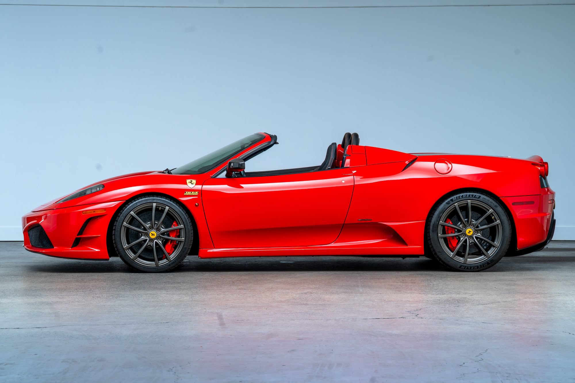 Used 2009 Ferrari F430 Scuderia RWD image 4