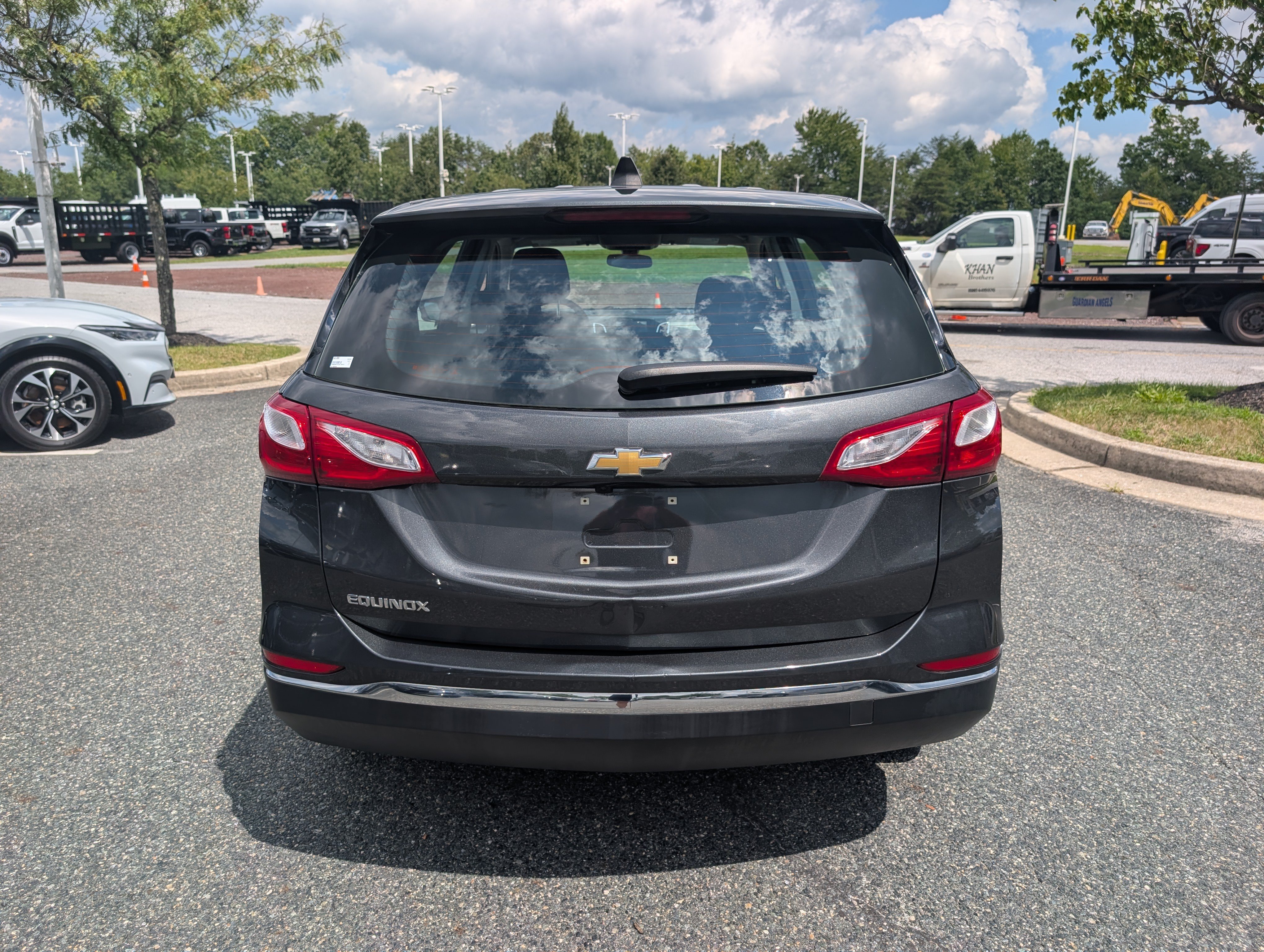 Used 2018 Chevrolet Equinox LS FWD image 5
