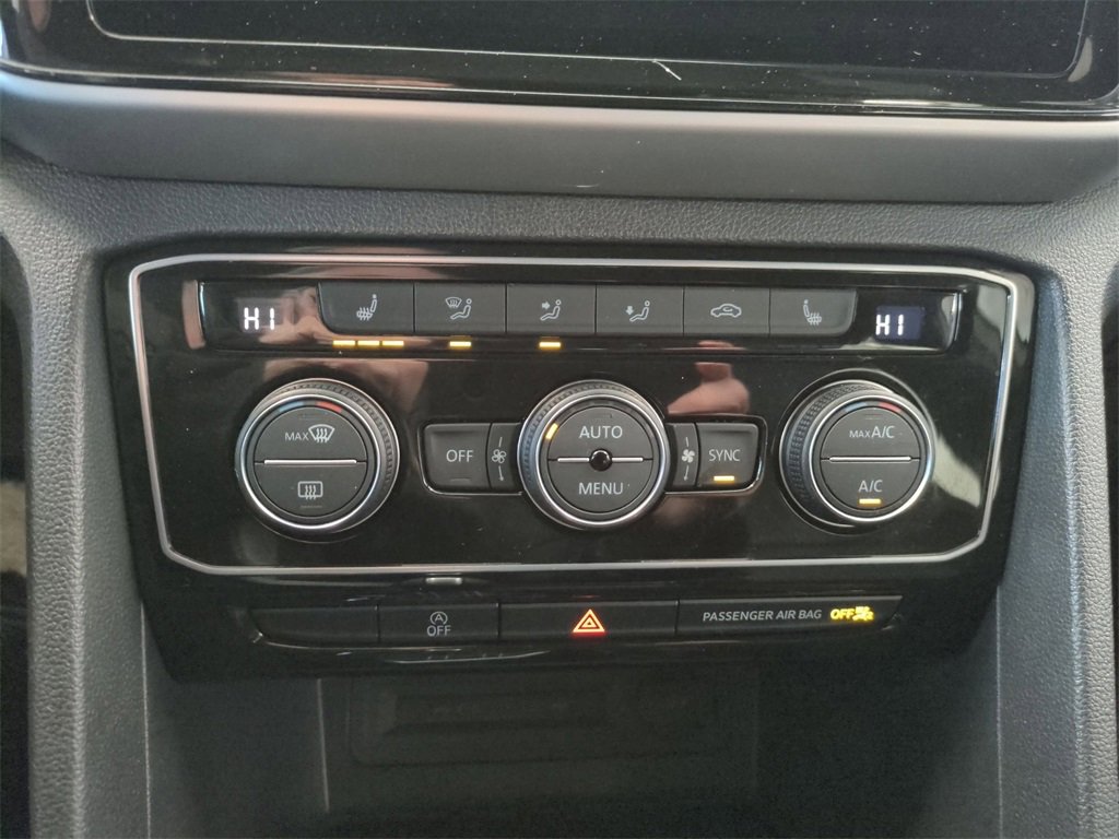 Used 2023 Volkswagen Atlas Cross Sport SE image 27