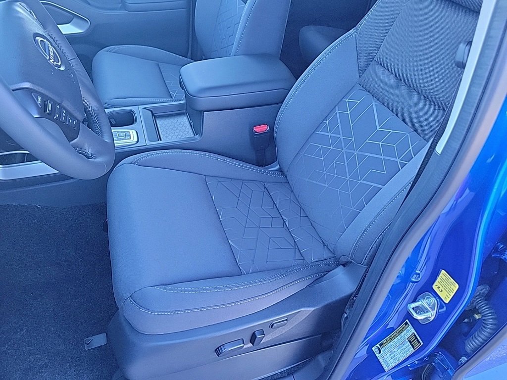 New 2026 Nissan Frontier SV image 17