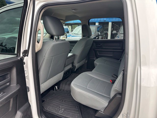 Used 2015 RAM 1500 Express AWD/4WD image 12