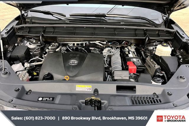 Used 2022 Toyota Highlander Platinum image 8