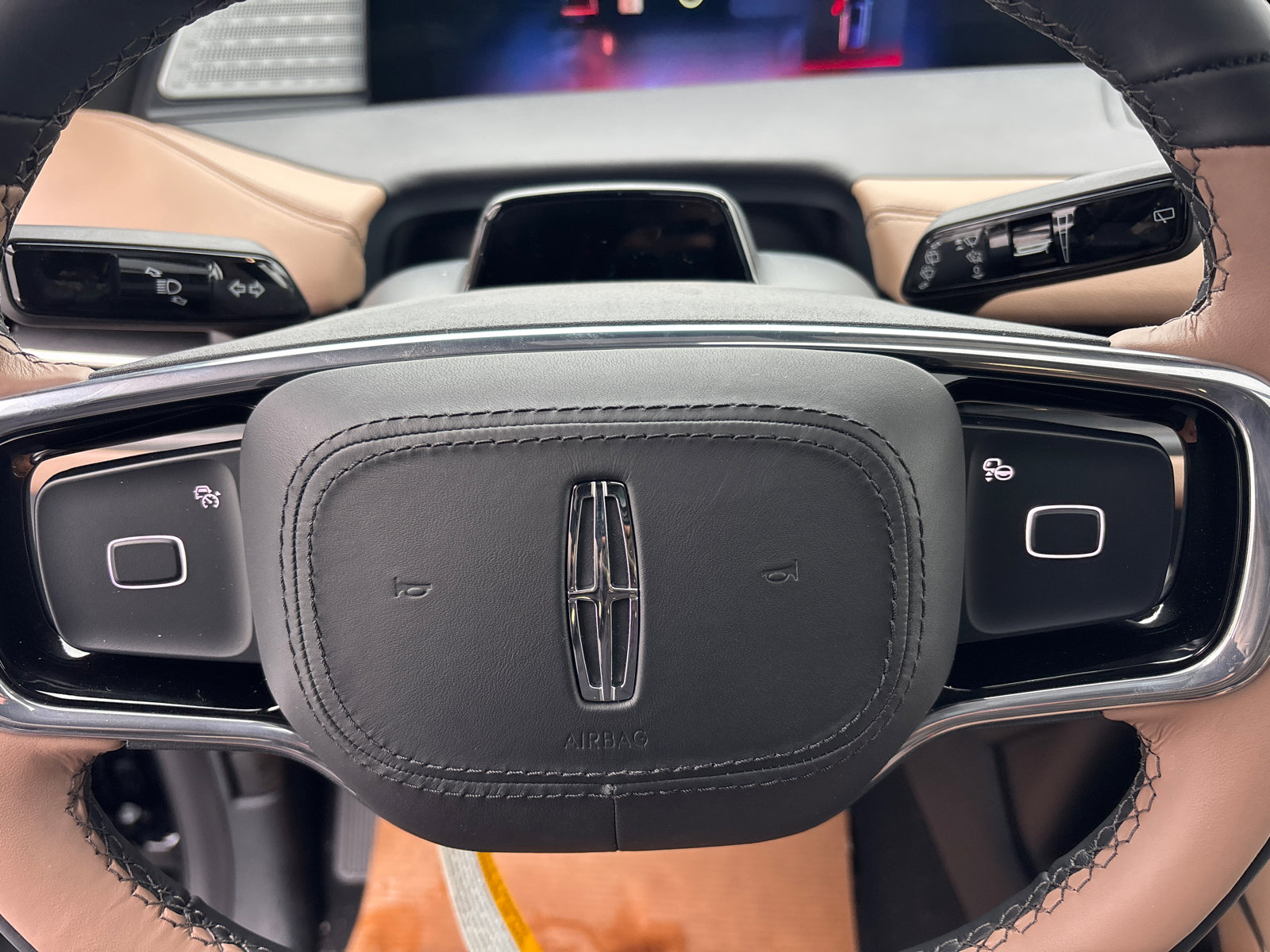 New 2025 Lincoln Navigator L Black Label image 15