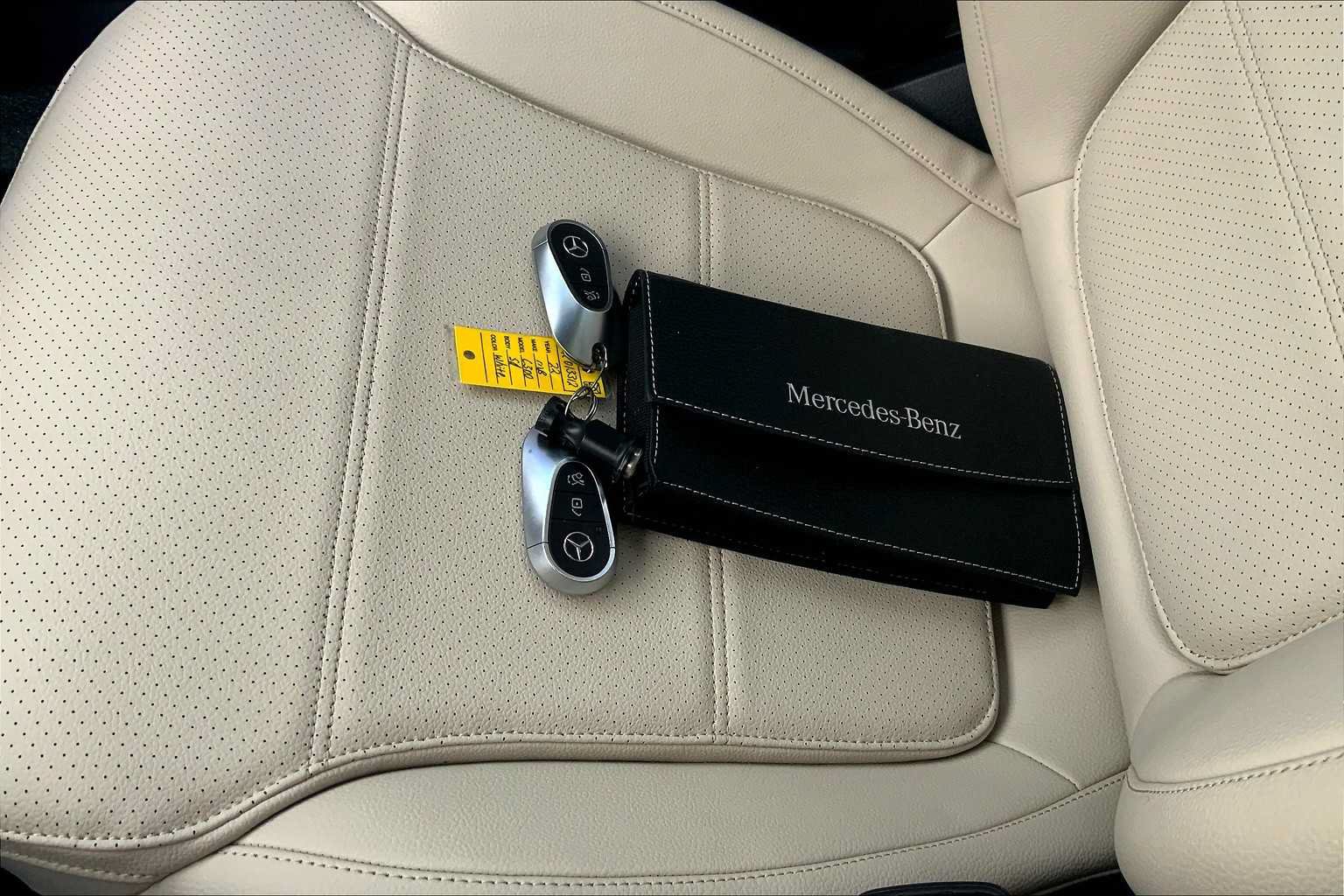 Certified 2022 Mercedes-Benz C 300 Sedan w/ Exclusive Trim Package image 14