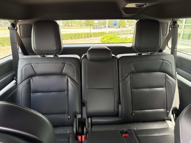 New 2026 Lincoln Navigator L Reserve w/ Jet Appearance Package AWD/4WD image 21