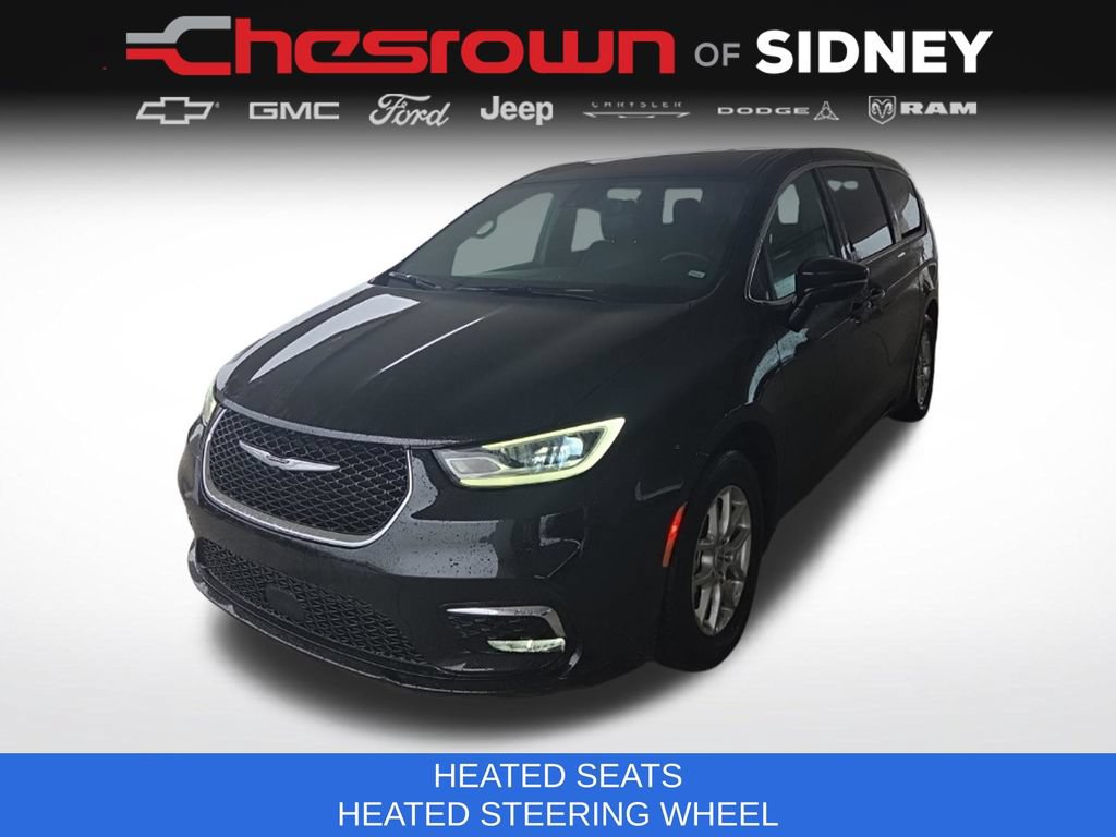 Used 2025 Chrysler Pacifica Select FWD image 1