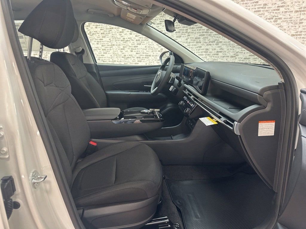 New 2026 Hyundai Tucson Blue SE w/ Tow & Go Package image 11