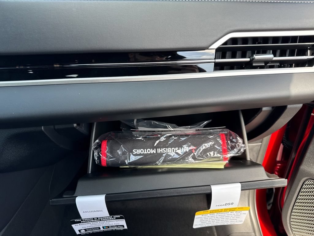 New 2026 Mitsubishi Outlander LE FWD image 21