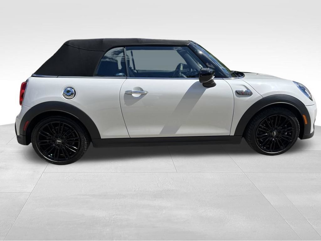 Used 2024 MINI Cooper S FWD image 10