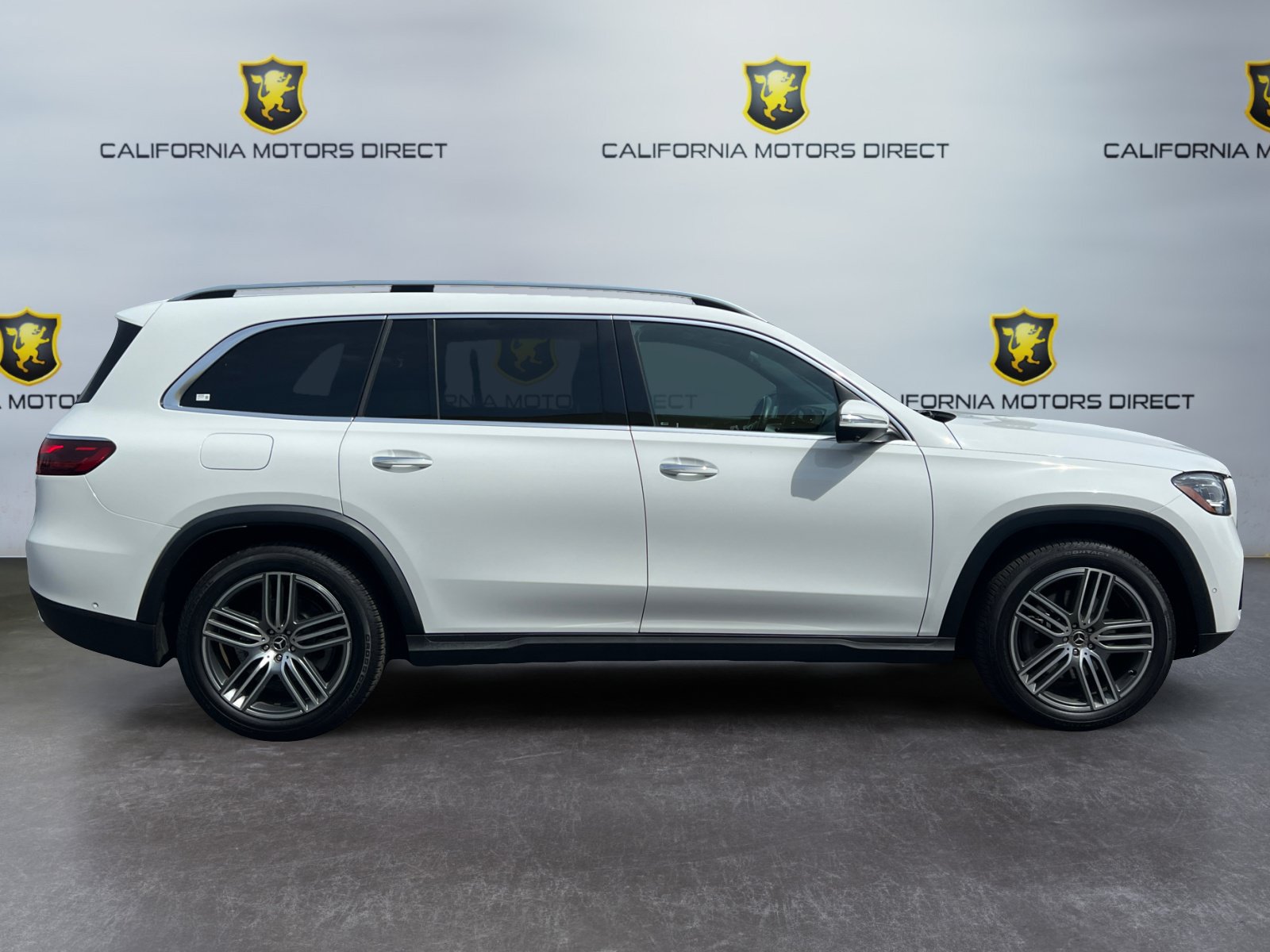 Used 2024 Mercedes-Benz GLS 450 4MATIC image 6
