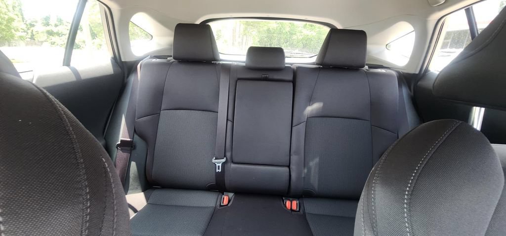 Used 2024 Toyota Venza LE AWD/4WD image 12