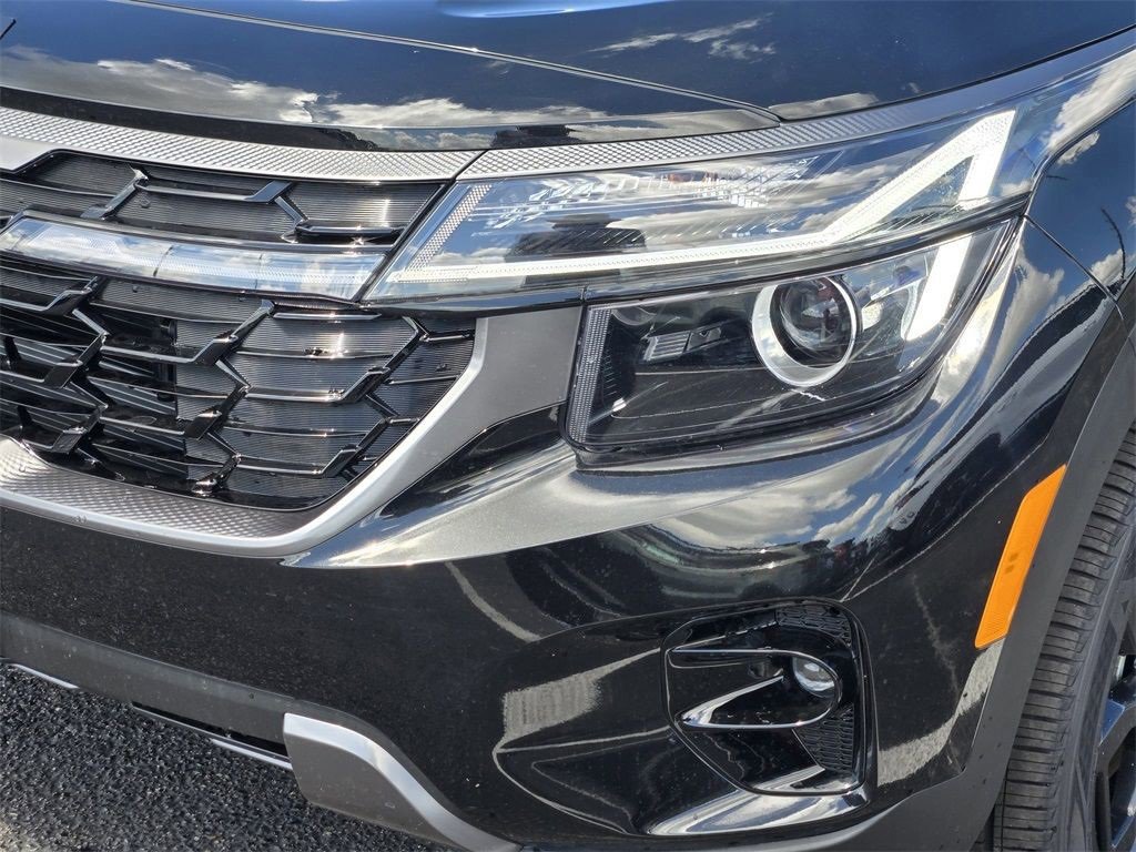 New 2025 Kia Seltos X-Line image 6