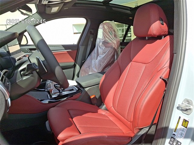 New 2025 BMW X4 xDrive30i w/ Premium Package image 12