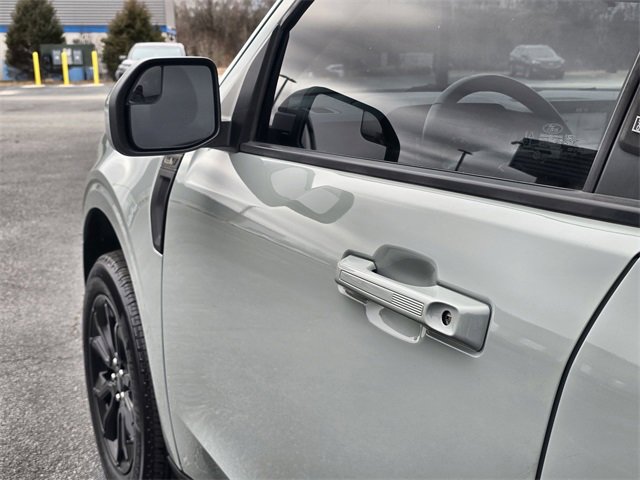 Used 2022 Ford Maverick Lariat w/ Equipment Group 500A Standard image 11