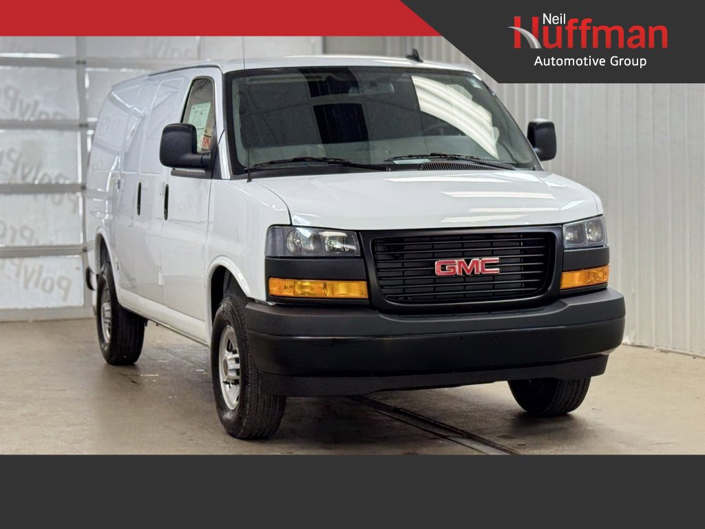 New 2025 GMC Savana 2500