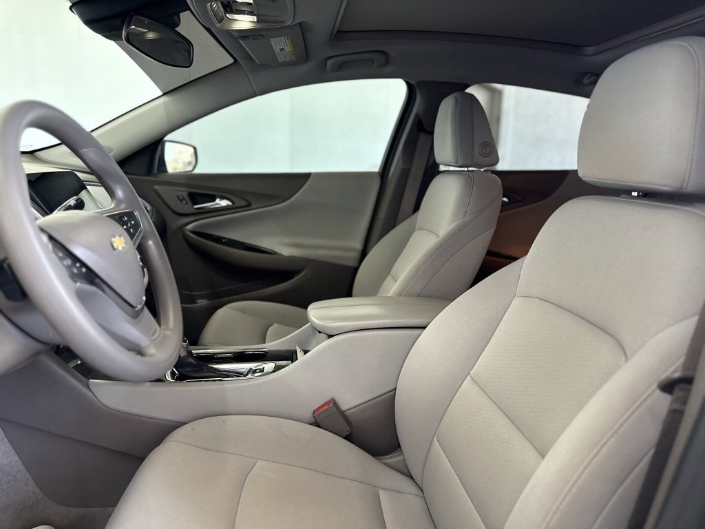 Used 2024 Chevrolet Malibu LT image 20