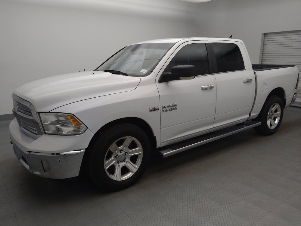 Used 2017 RAM 1500 Lone Star RWD image 2