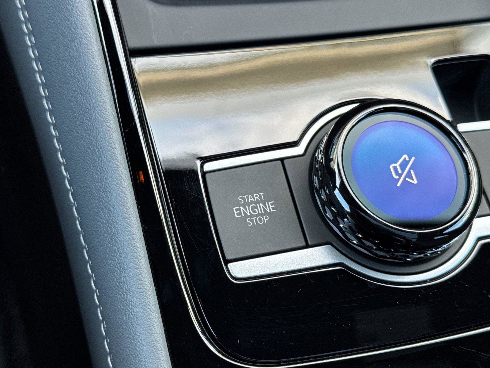 New 2026 Volkswagen Tiguan SEL R-Line image 22