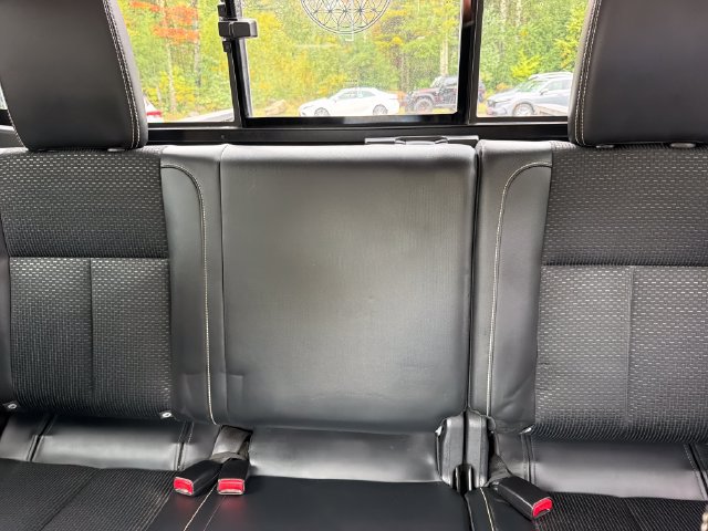 Used 2017 Nissan Titan PRO-4X AWD/4WD image 18