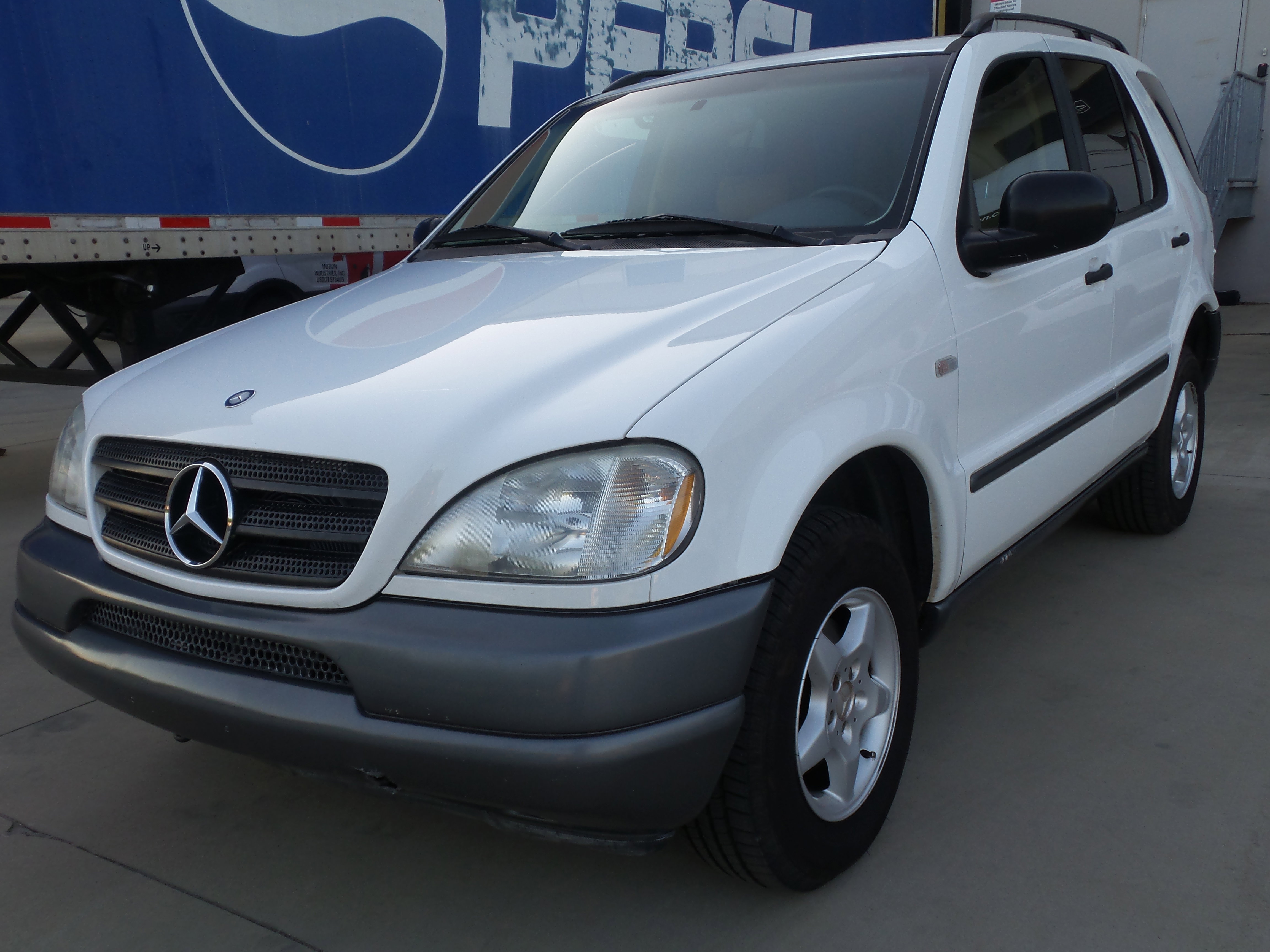 Used 1999 Mercedes-Benz ML 320 4MATIC image 7