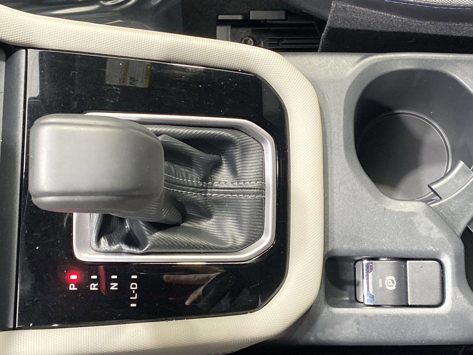 Certified 2025 Subaru Forester Premium image 19