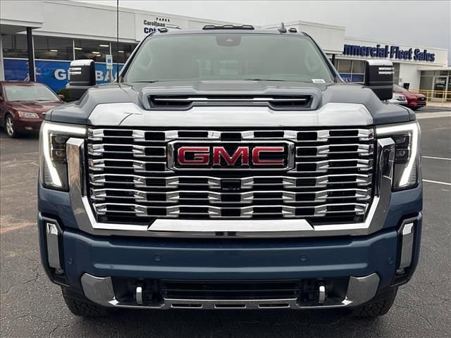 New 2026 GMC Sierra 2500 Denali w/ Denali Reserve Package image 4