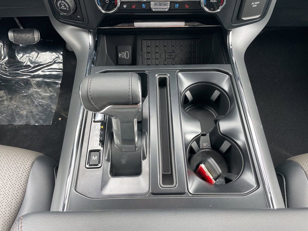 New 2025 Ford F150 Lariat w/ Equipment Group 501A Mid image 20