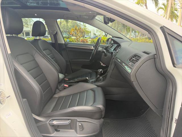 Used 2018 Volkswagen Golf Alltrack SEL AWD/4WD image 14