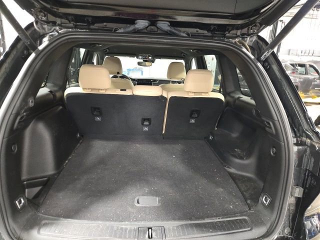 Used 2023 Jeep Grand Cherokee Limited image 10