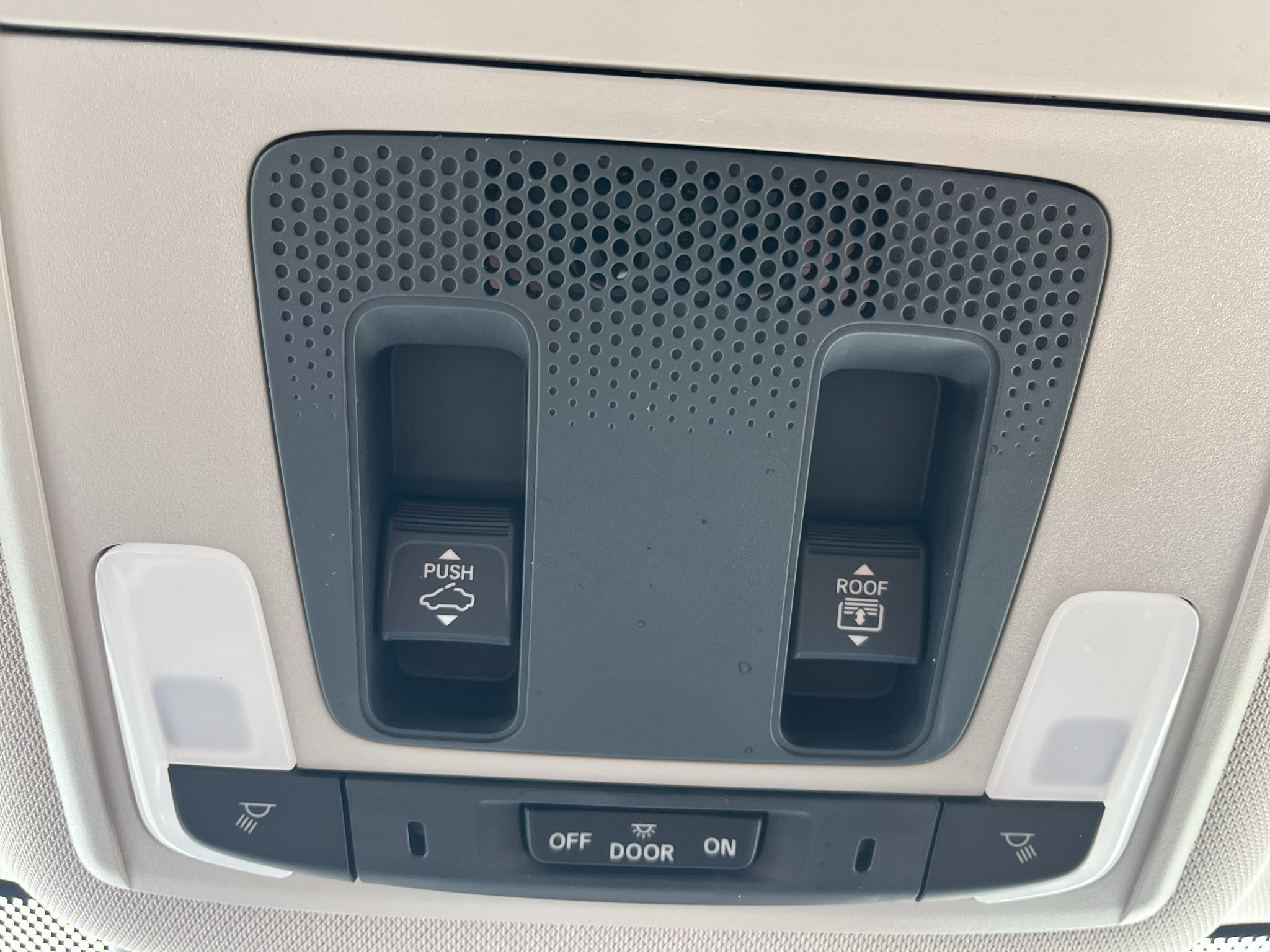Used 2024 Honda Pilot Elite image 31