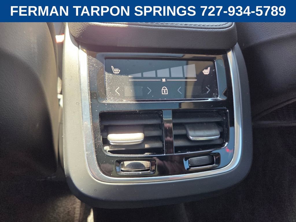 Certified 2025 Volvo XC90 B6 Plus image 25
