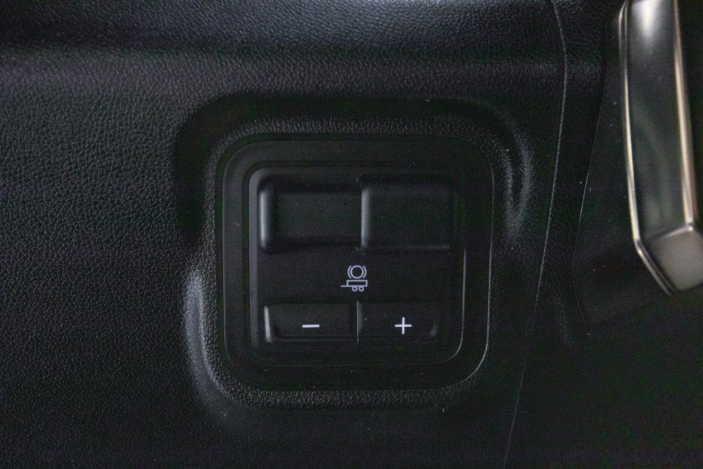 Used 2024 GMC Hummer EV 3X AWD/4WD image 28
