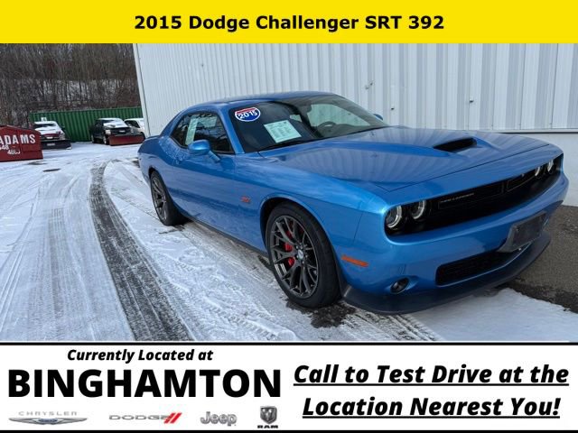 Used 2015 Dodge Challenger SRT w/ Technology Group image 2