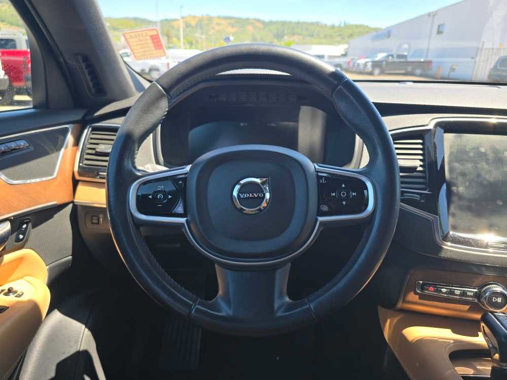 Used 2018 Volvo XC90 T6 Inscription w/ Convenience Package AWD/4WD image 11