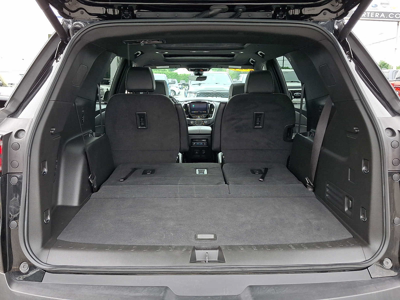 Used 2024 Chevrolet Traverse RS AWD/4WD image 36