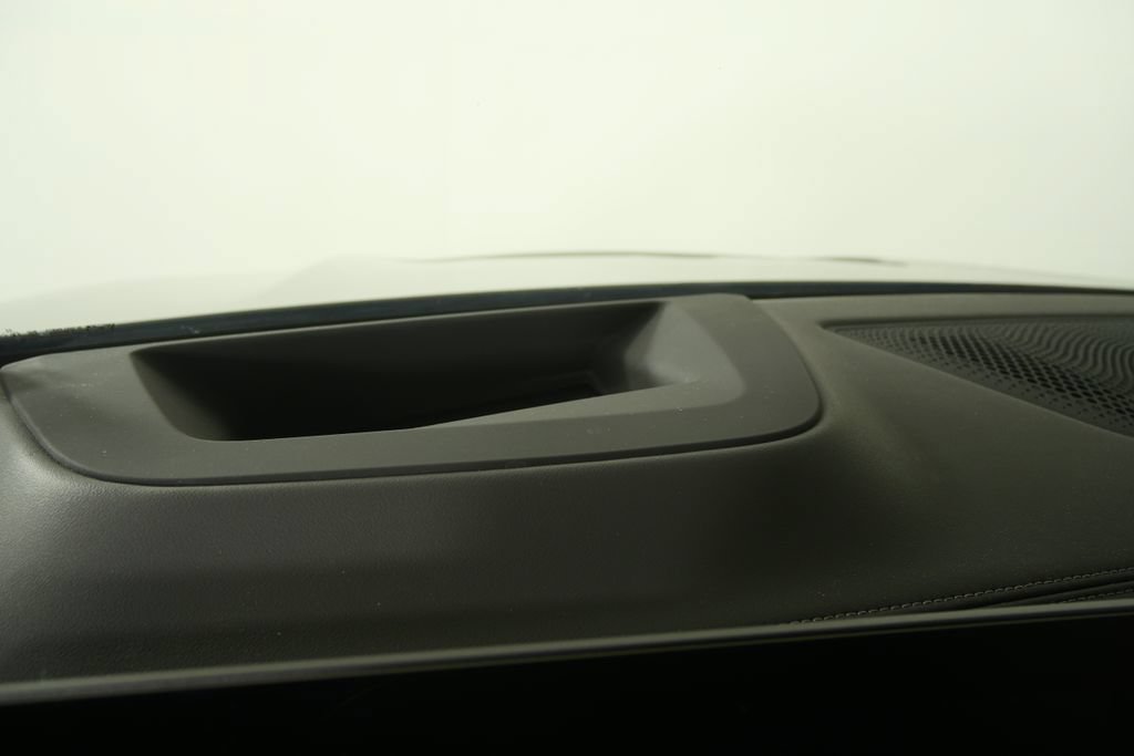 Used 2026 BMW X5 xDrive50e w/ Executive Package AWD/4WD image 19