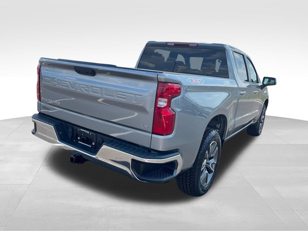 Used 2023 Chevrolet Silverado 1500 LT AWD/4WD image 5