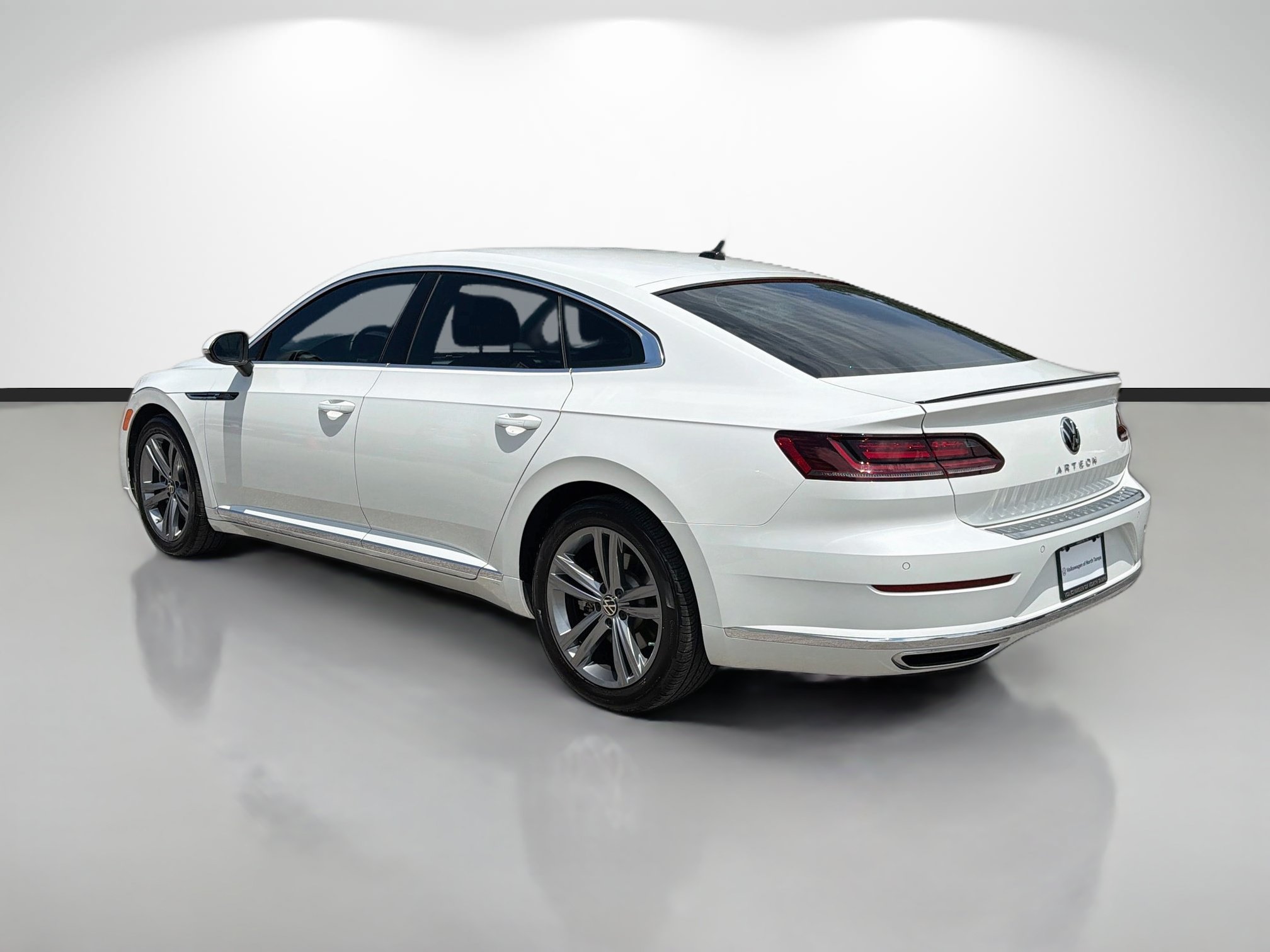 Certified 2023 Volkswagen Arteon SE FWD image 5