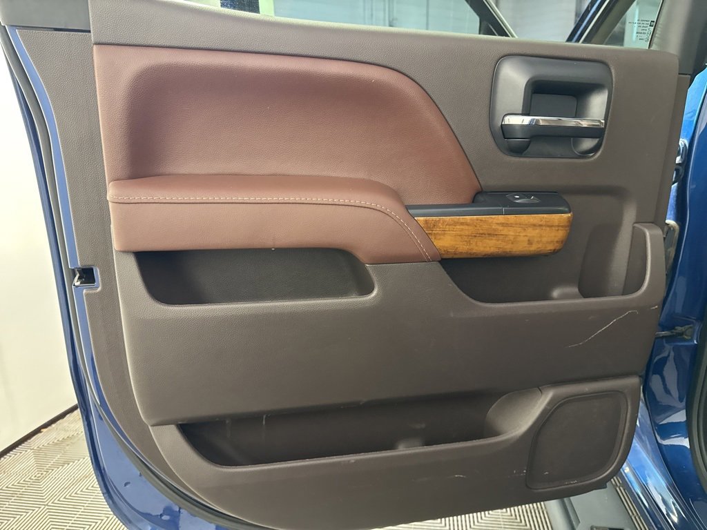 Used 2016 Chevrolet Silverado 1500 High Country w/ High Country Premium Package image 18