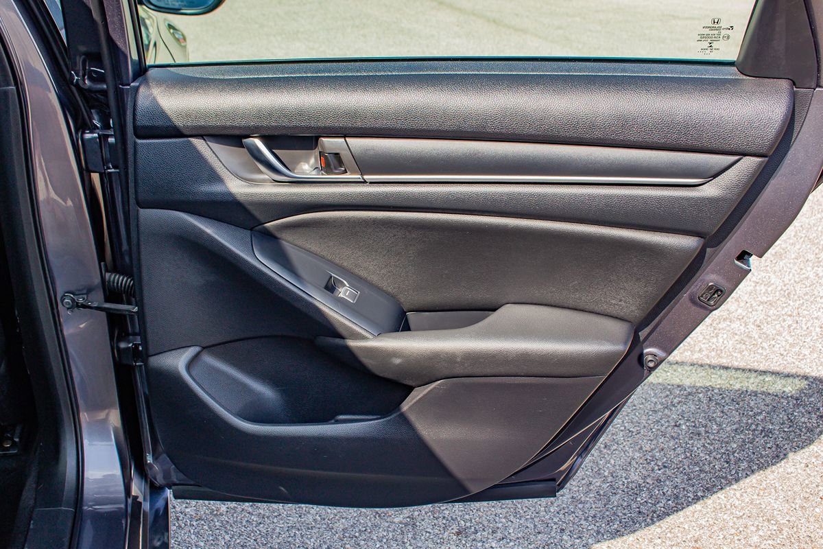 Used 2020 Honda Accord LX image 19